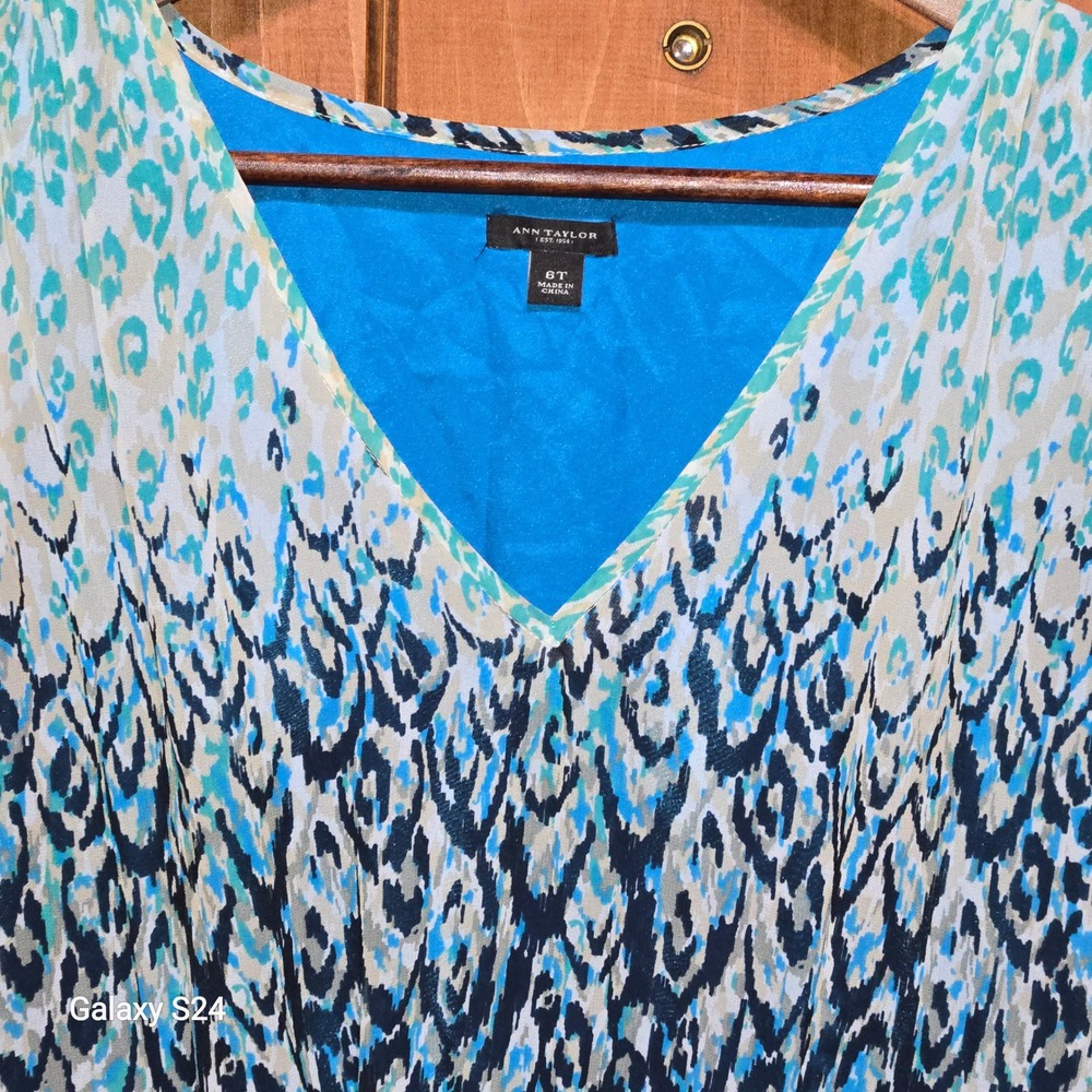 Ann Taylor Blue Ikat Animal Print V-Neck Sleeveless Dress 6T‎ Tall 301949